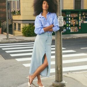 NWOT Old Navy Denim Maxi Skirt, size 28/6